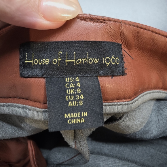 House of Harlow 1960 Pleather Pants EUC Size 4 - 29 Waist - 26 Inseam - Picture 3 of 3